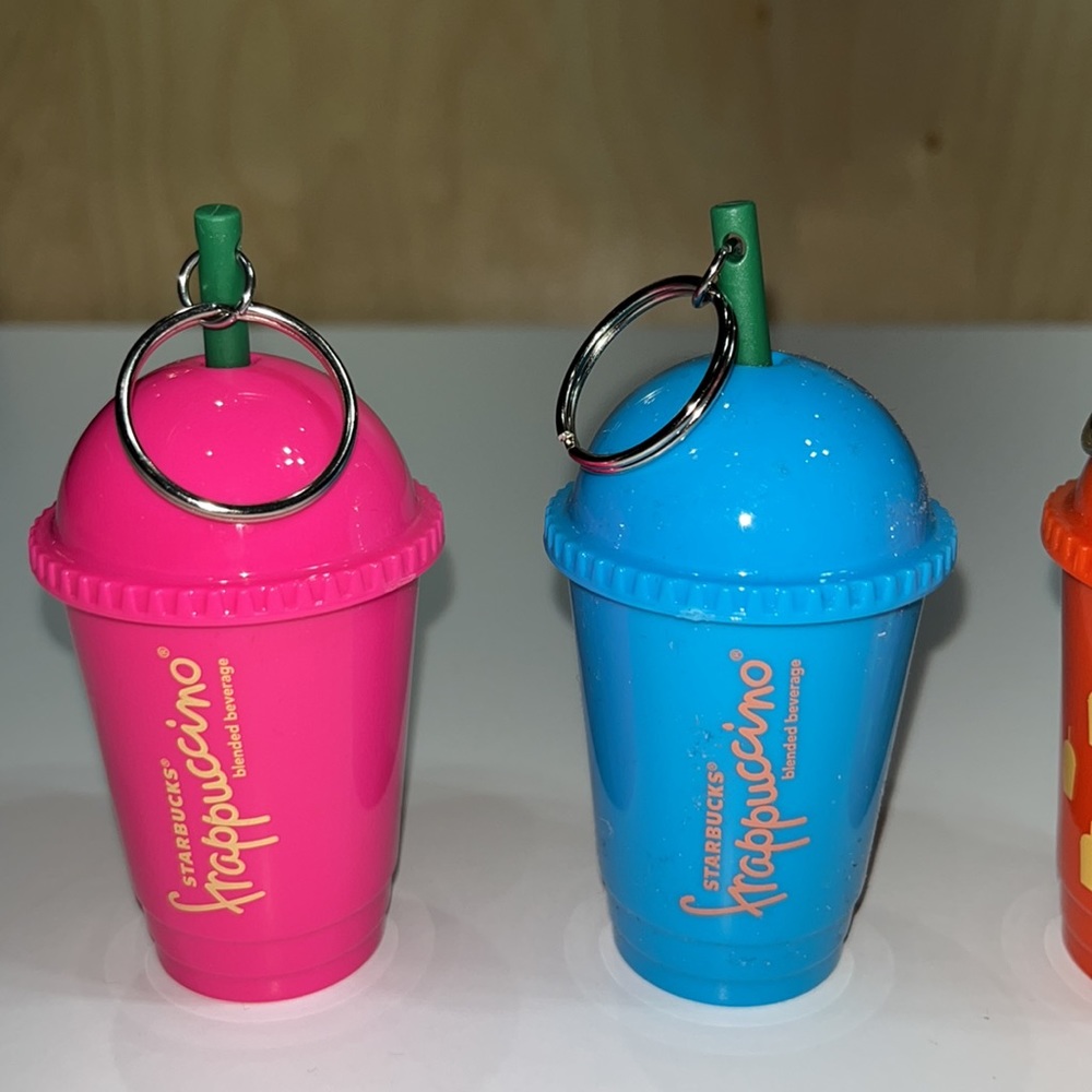 Starbucks keychains - Picture 3 of 9